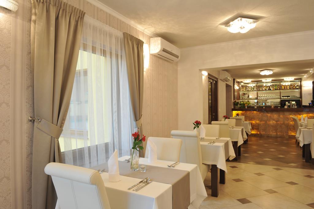 Penzion Anesis - Apartmany Turčianske Teplice Exteriör bild